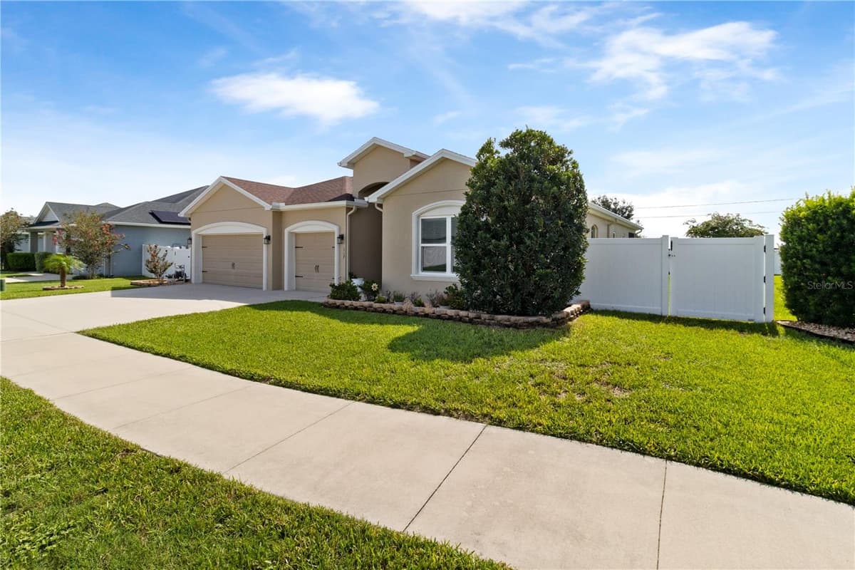 117 WALKERS POINT DRIVE — photo 34 of 39