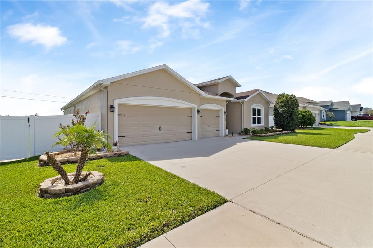 117 WALKERS POINT DRIVE — photo 35 of 39