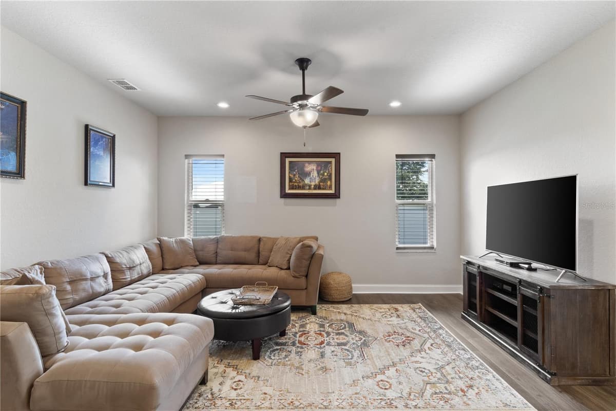 117 WALKERS POINT DRIVE — photo 7 of 39