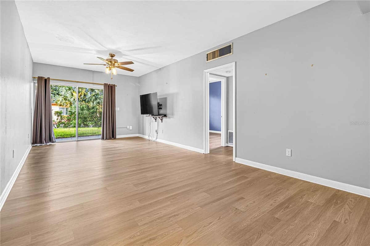 223 WINDSOR STREET — photo 8 of 23
