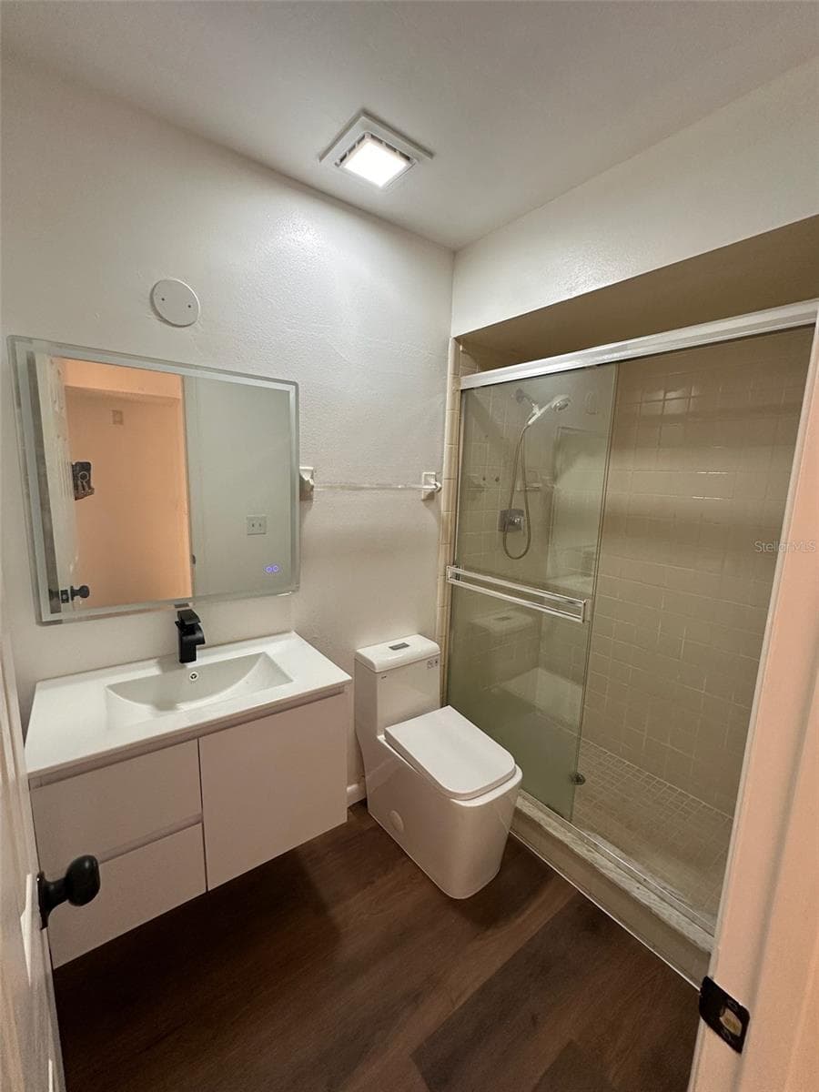 705 TEAL LANE — photo 14 of 23
