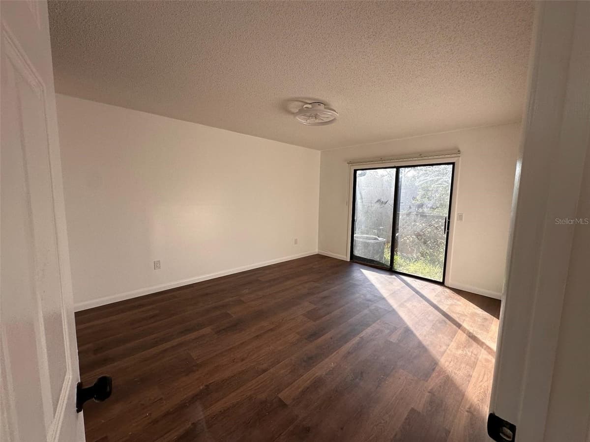 705 TEAL LANE — photo 12 of 23