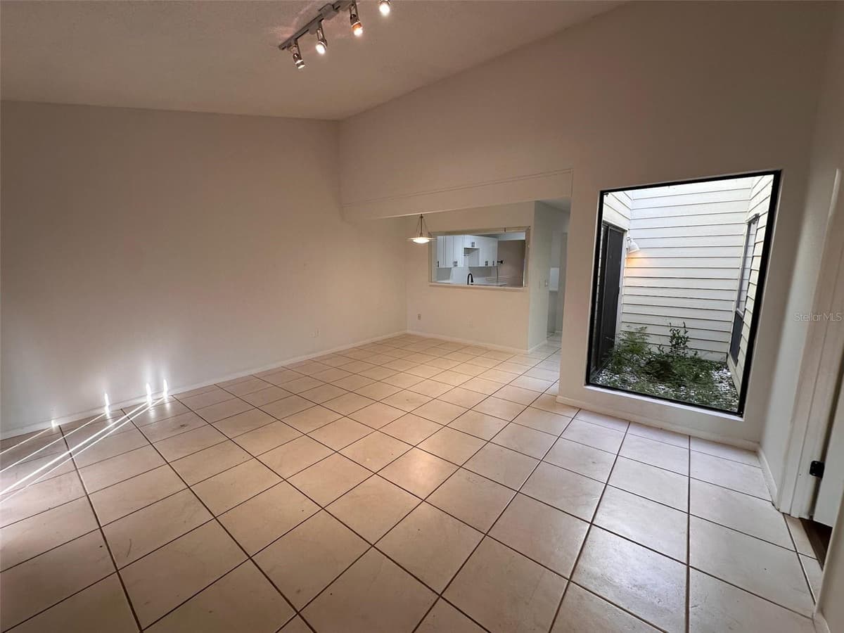 705 TEAL LANE — photo 13 of 23
