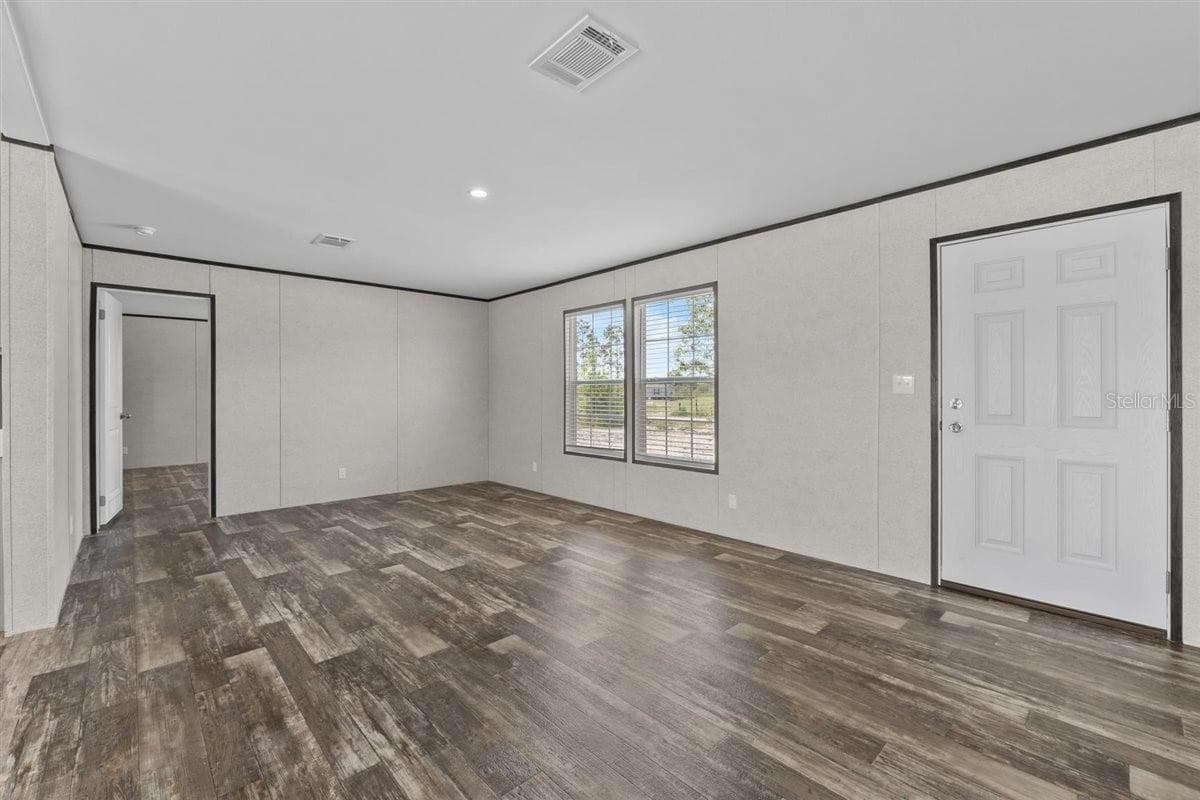 8457 CAROUSEL TERRACE — photo 11 of 36