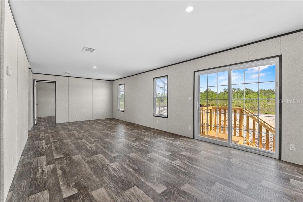 8457 CAROUSEL TERRACE — photo 16 of 36
