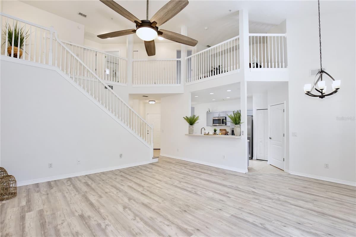 696 SEABROOK COURT — photo 8 of 42