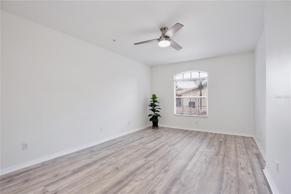 696 SEABROOK COURT — photo 14 of 42