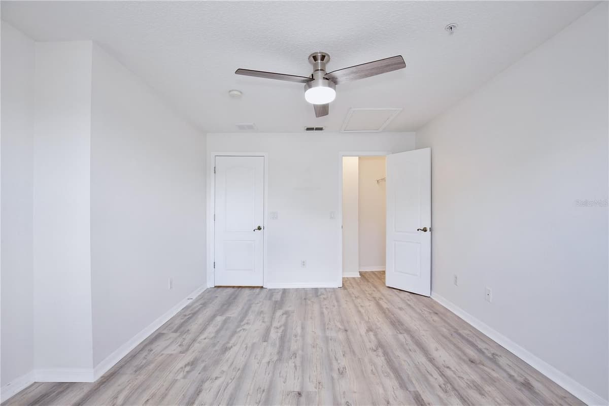 696 SEABROOK COURT — photo 20 of 42