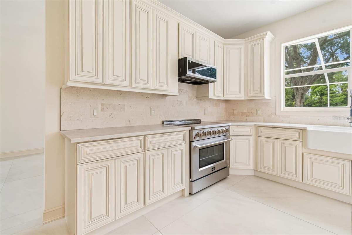 4966 EBENSBURG DRIVE — photo 13 of 67