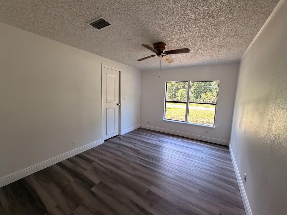 55643 LISA STREET — photo 24 of 54