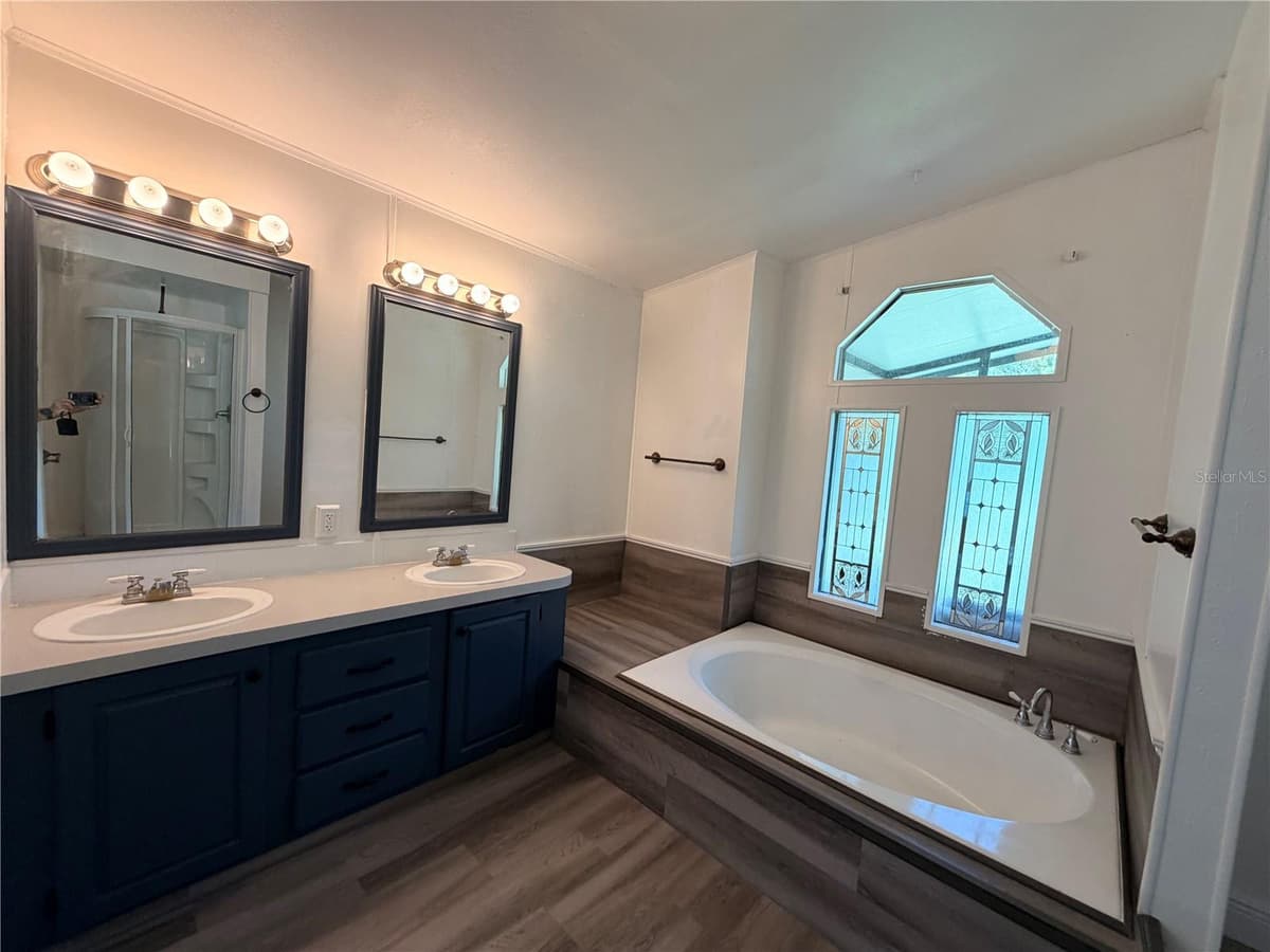 55643 LISA STREET — photo 32 of 54