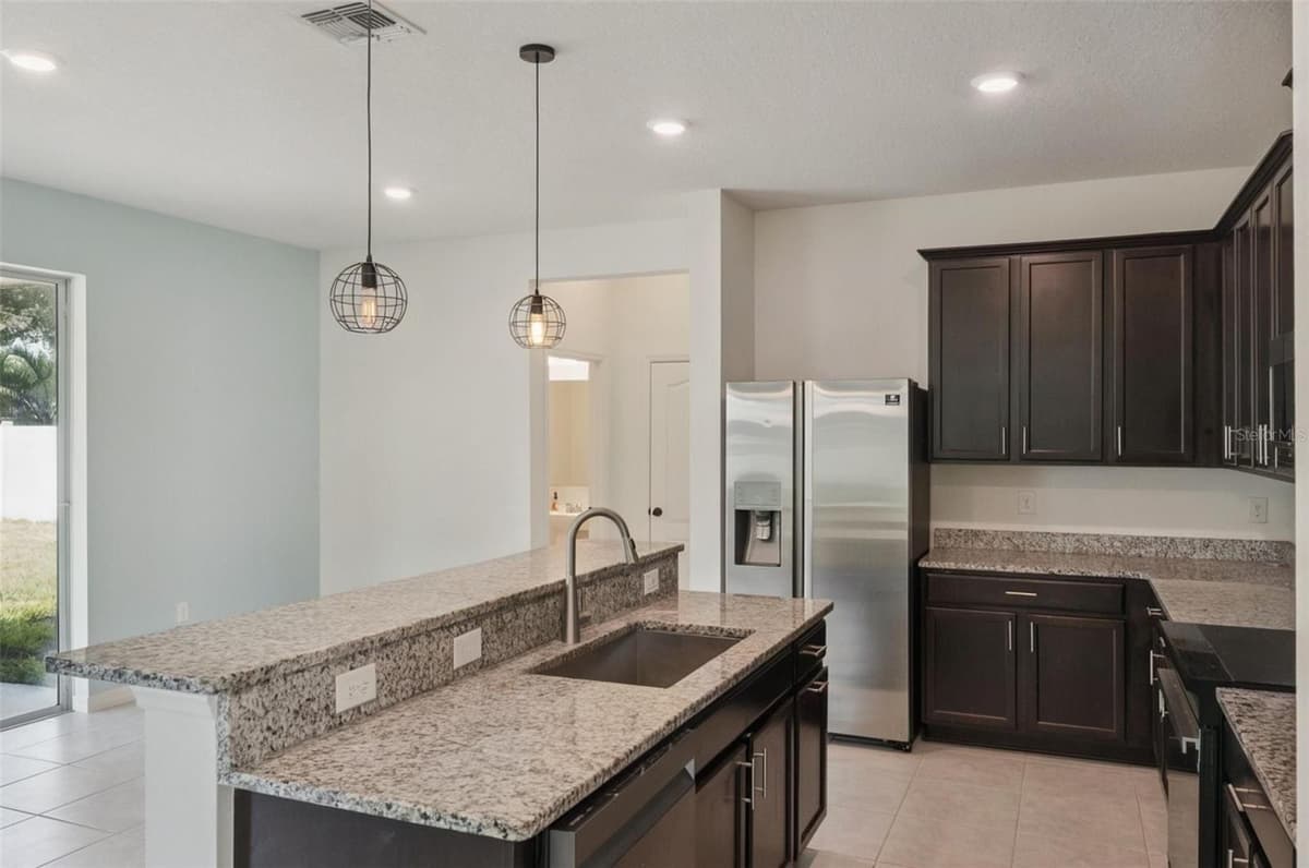 15898 BRADICKS COURT — photo 10 of 41