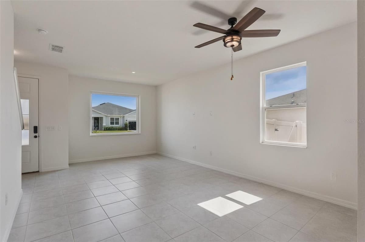 15898 BRADICKS COURT — photo 4 of 41