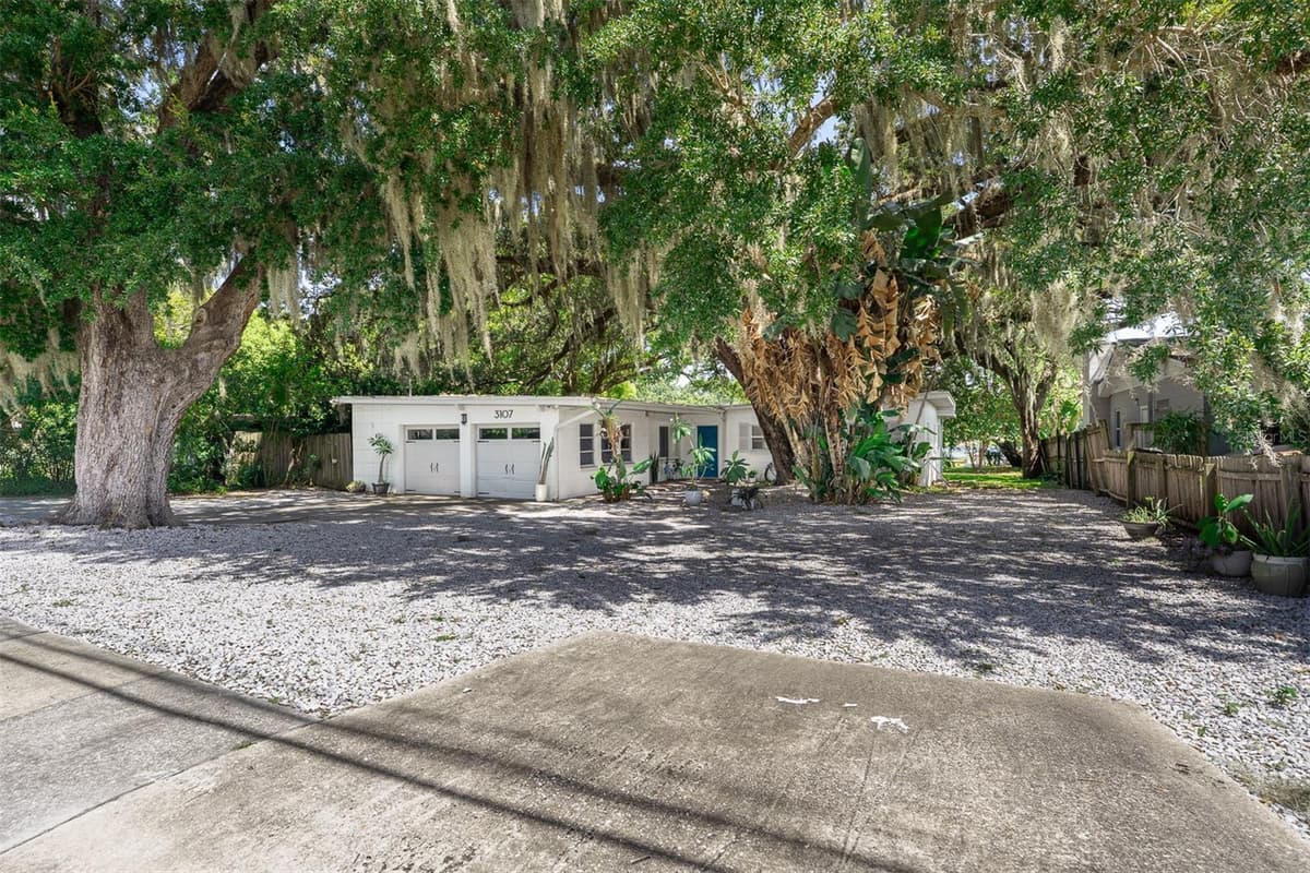 3107 LAKE MARGARET DRIVE — photo 4 of 53
