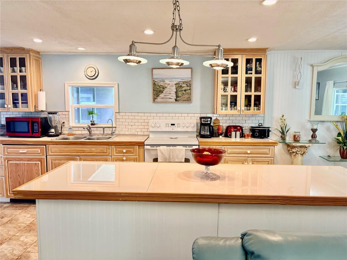 2777 INDIANWOOD DRIVE — photo 14 of 34