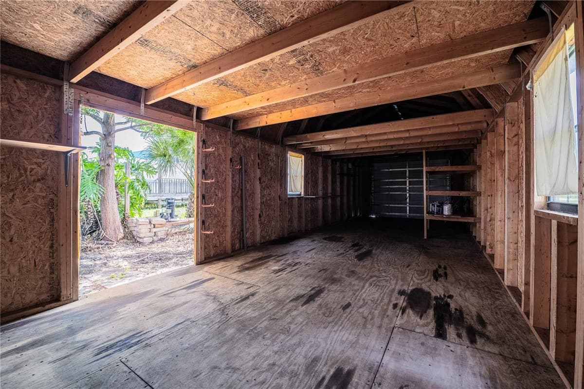 4864 CEDAR VIEW DRIVE — photo 31 of 36