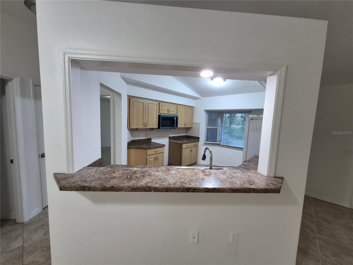 1213 SORRENTO DRIVE — photo 9 of 13