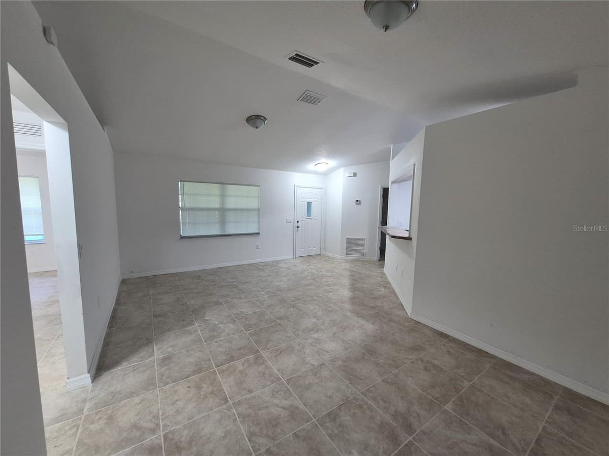 1213 SORRENTO DRIVE — photo 8 of 13