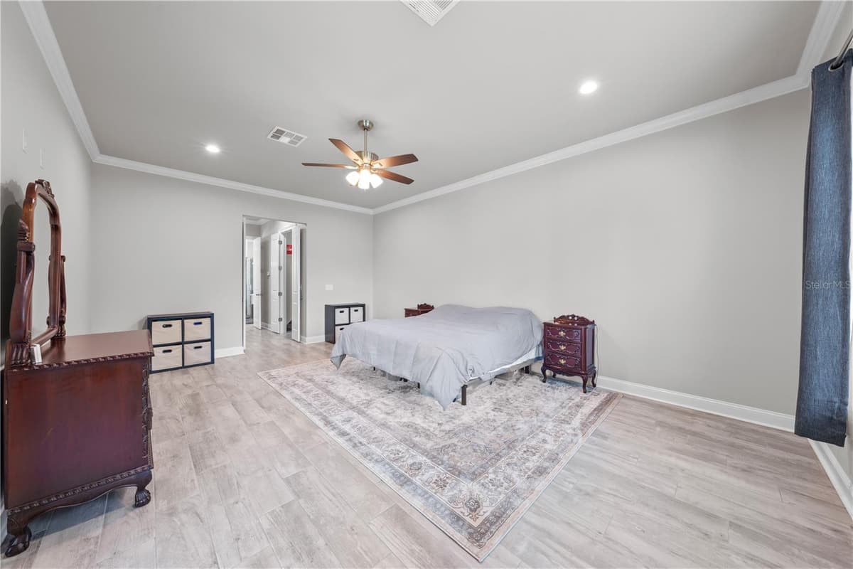 4024 SYLVESTER DRIVE — photo 23 of 68