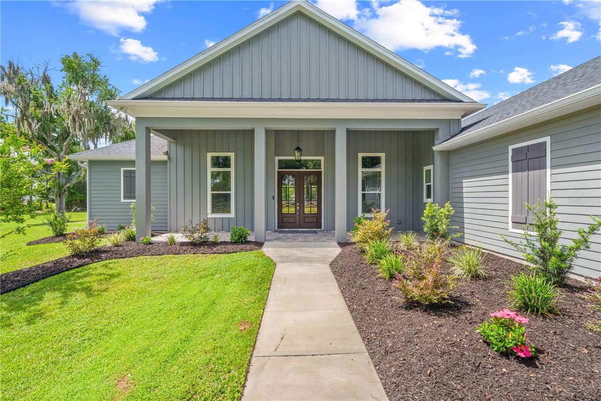 4024 SYLVESTER DRIVE — photo 3 of 68