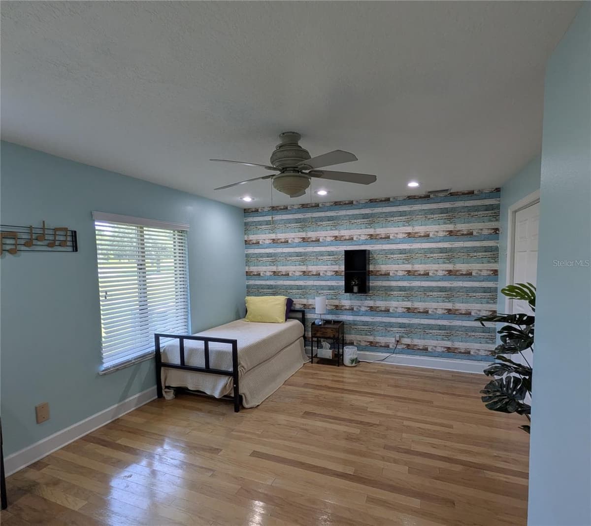 2041 CROWLEY CIRCLE — photo 34 of 51