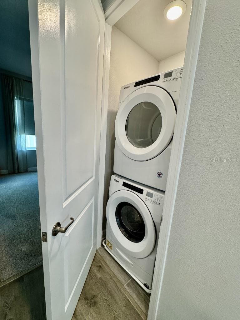 2317 LINDSTROM STREET — photo 27 of 38