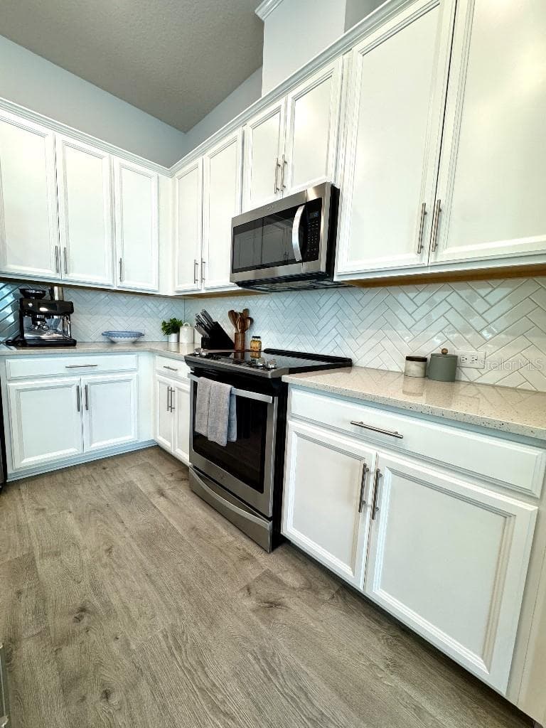 2317 LINDSTROM STREET — photo 13 of 38