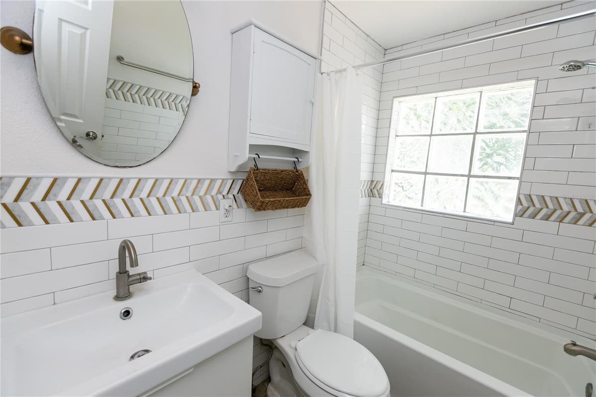 3562 BOUGAINVILLEA DRIVE — photo 16 of 27