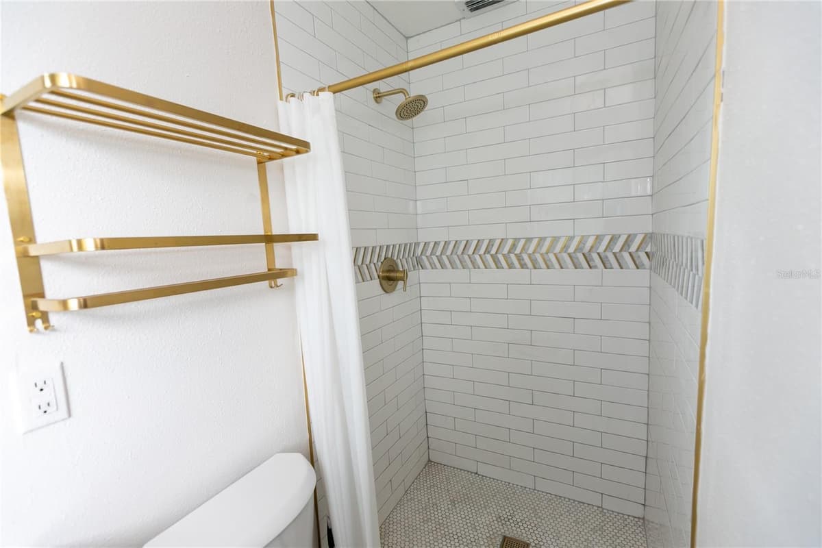 3562 BOUGAINVILLEA DRIVE — photo 15 of 27