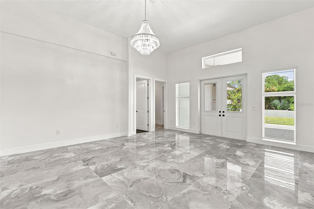 1853 DELLA DRIVE — photo 7 of 66