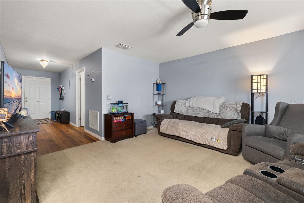1321 WOODLARK DRIVE — photo 3 of 27