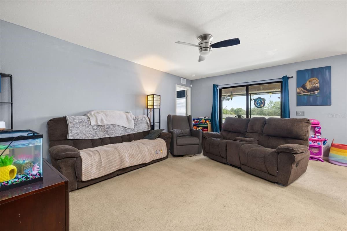 1321 WOODLARK DRIVE — photo 4 of 27