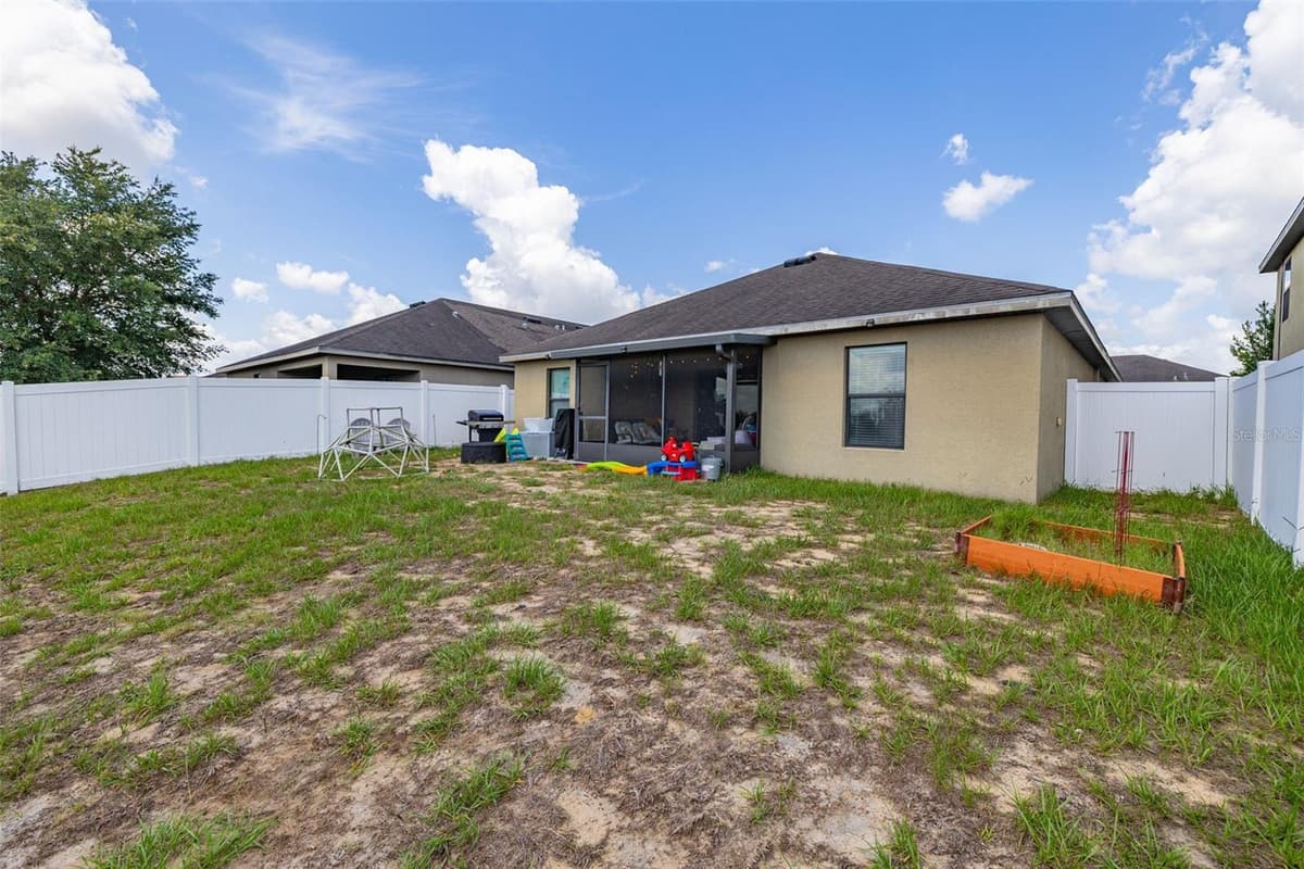 1321 WOODLARK DRIVE — photo 18 of 27