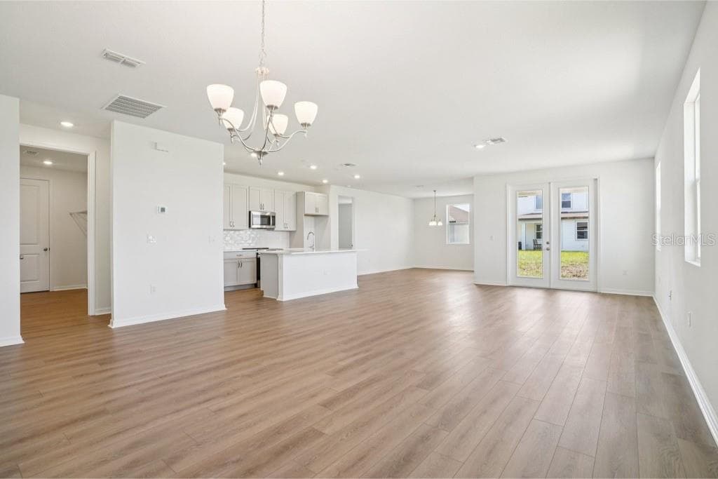 30173 EMERALD FOREST DRIVE — photo 8 of 30