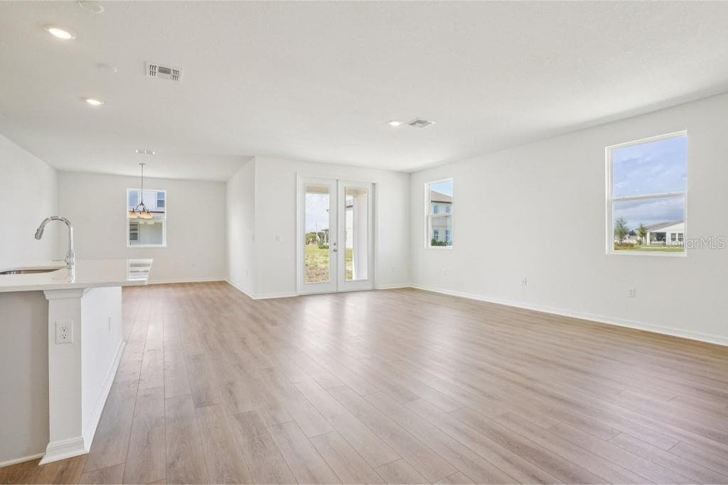 30173 EMERALD FOREST DRIVE — photo 4 of 30