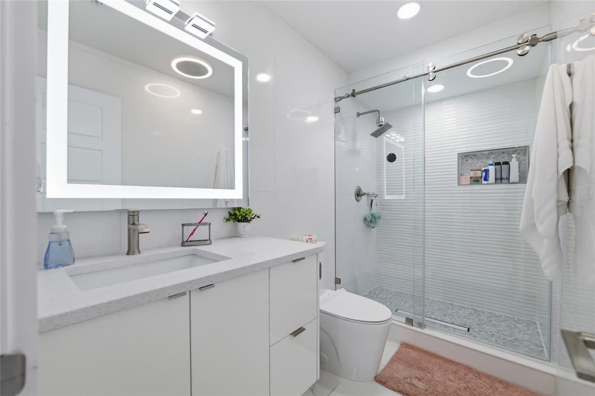 7101 SHENANDOAH COURT — photo 24 of 55