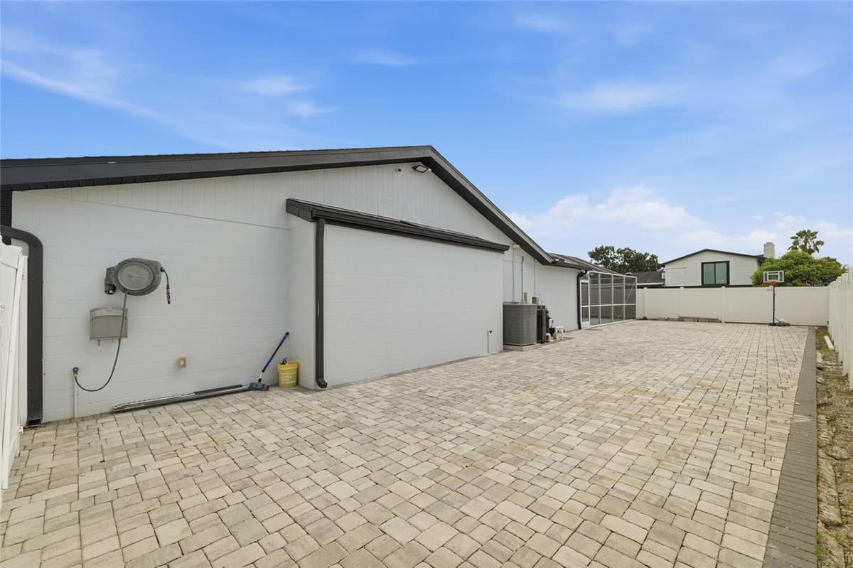 7101 SHENANDOAH COURT — photo 44 of 55