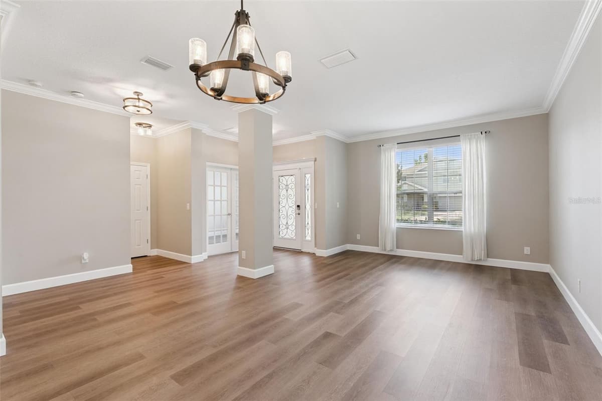 1316 WESTMEATH COURT — photo 5 of 40