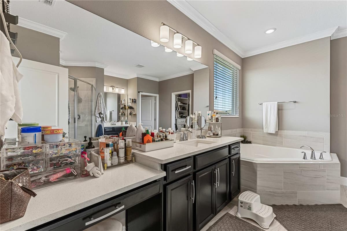 9225 HOLLISTON CREEK PLACE — photo 25 of 39