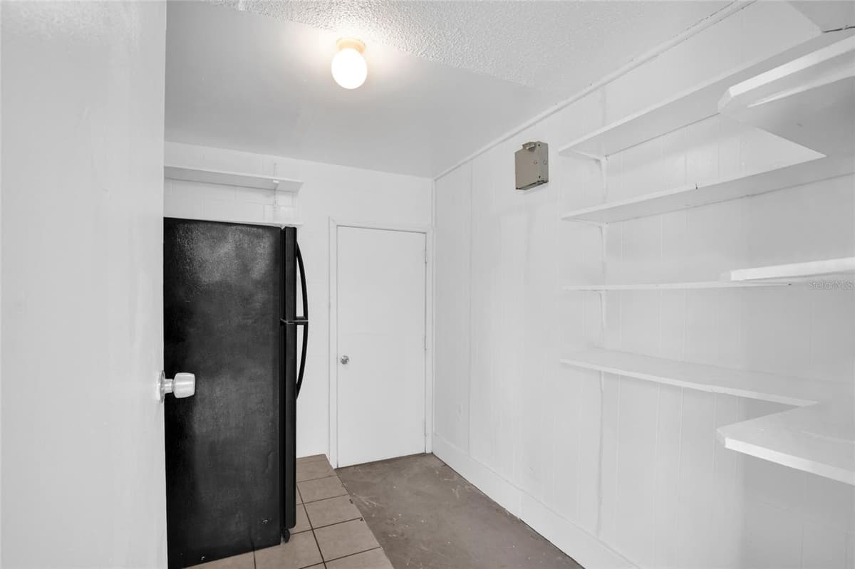 4822 OKEEFE STREET — photo 14 of 32