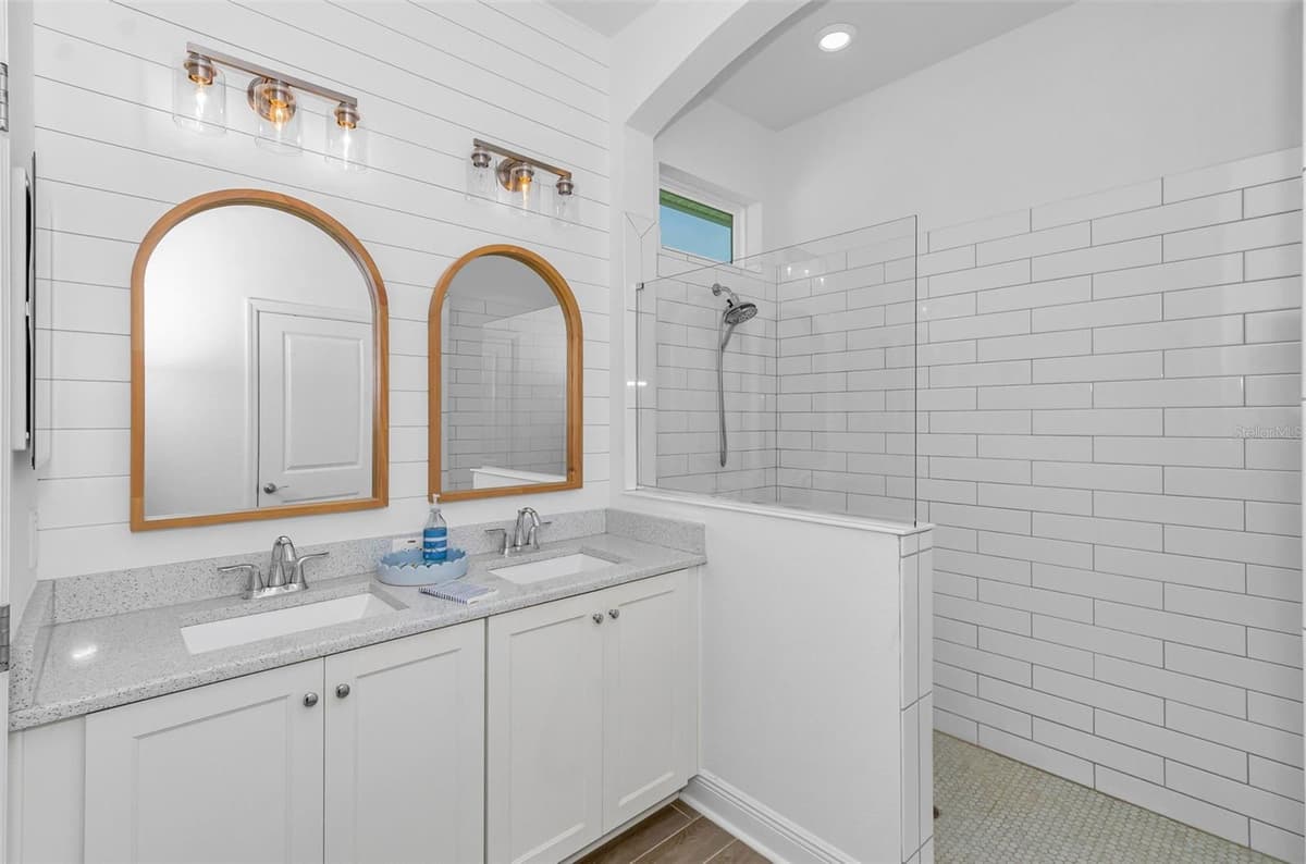 2815 SATILLA LOOP — photo 16 of 90