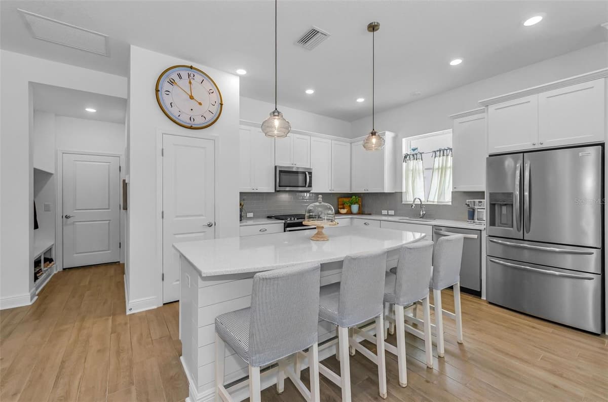 2815 SATILLA LOOP — photo 9 of 90