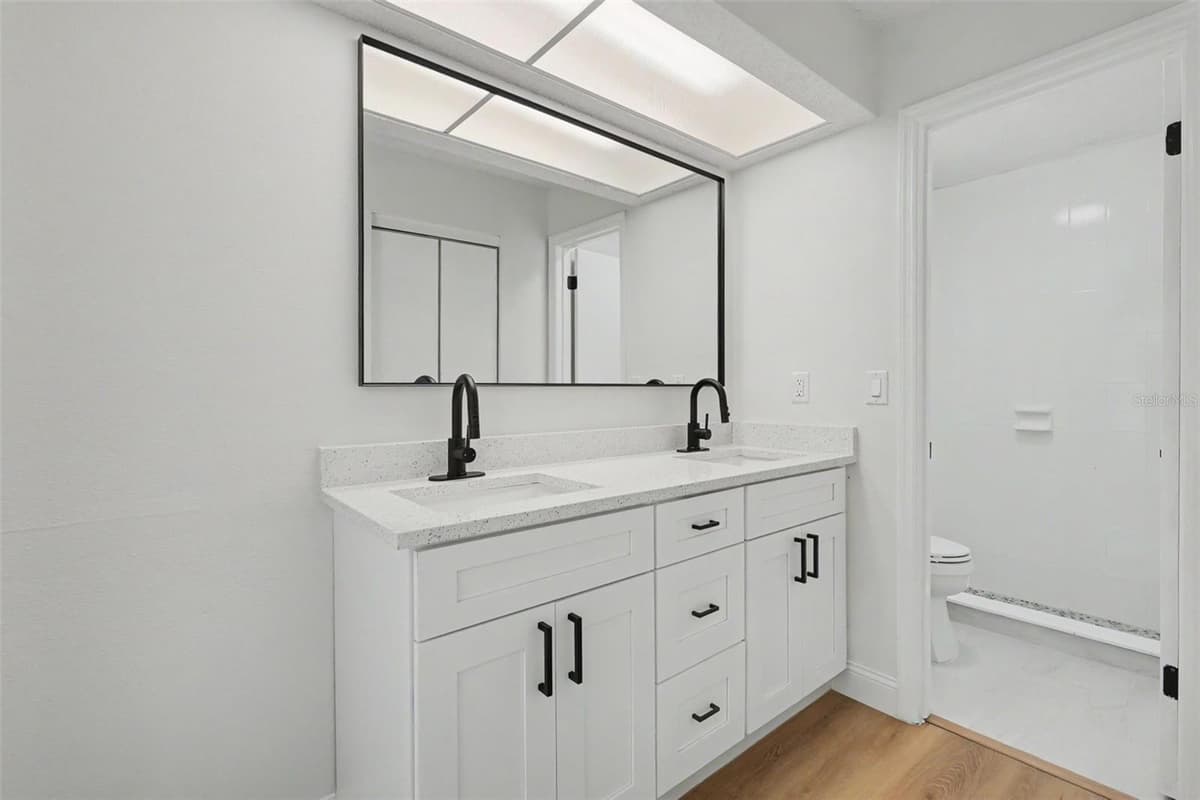 6444 CROWLEY COURT — photo 12 of 42