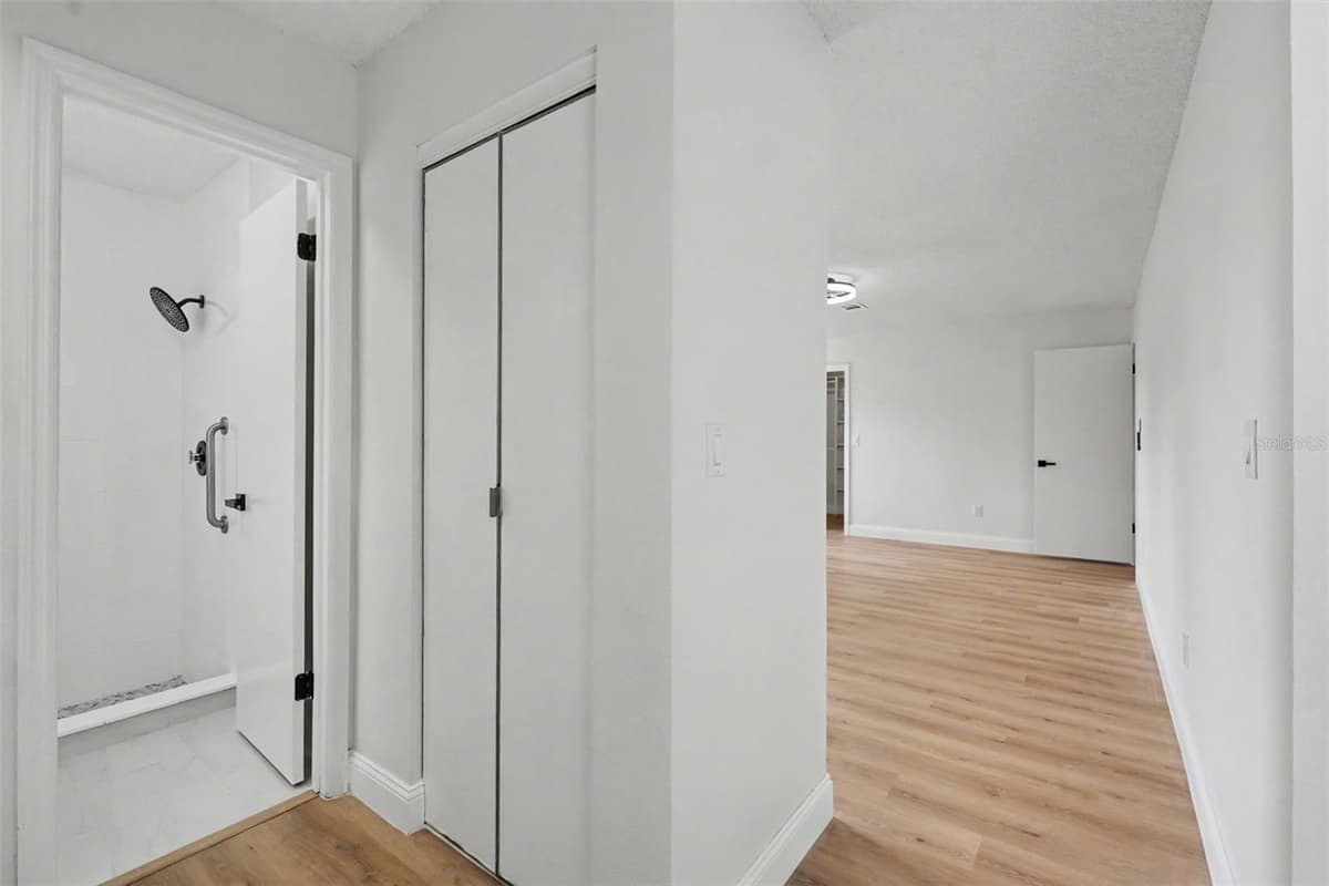6444 CROWLEY COURT — photo 14 of 42