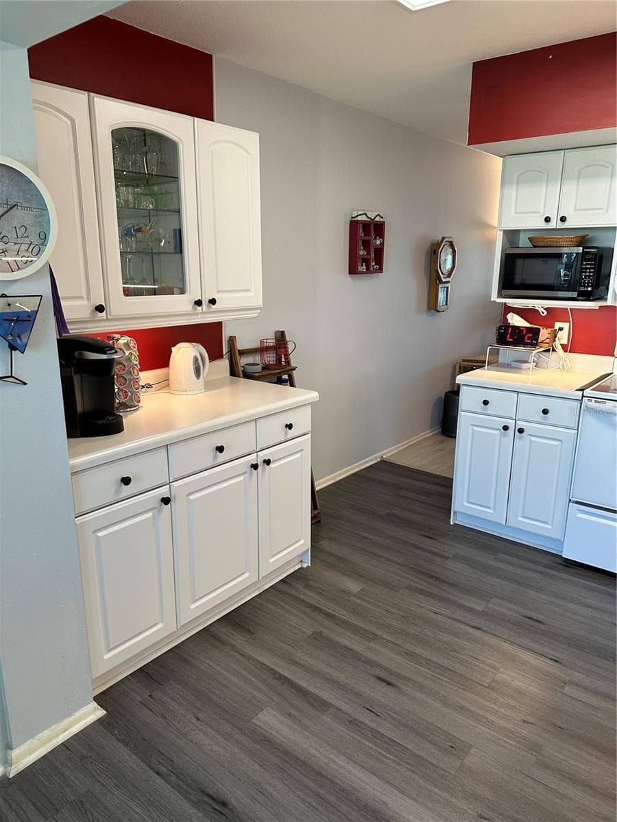 2448 COLUMBIA DRIVE — photo 5 of 15