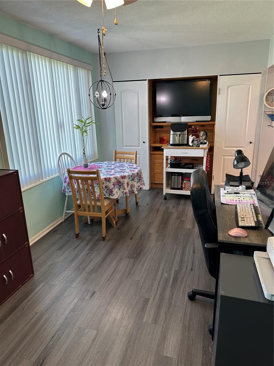 2448 COLUMBIA DRIVE — photo 7 of 15