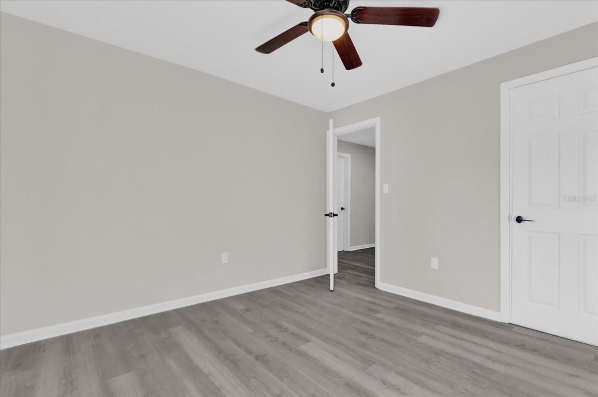 204 LOUIS STREET — photo 16 of 31