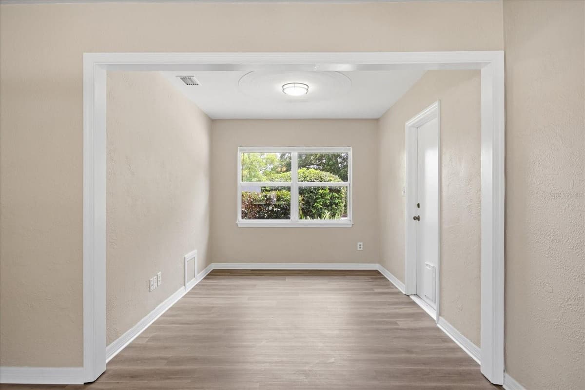 430 GEORGIA AVENUE — photo 8 of 25