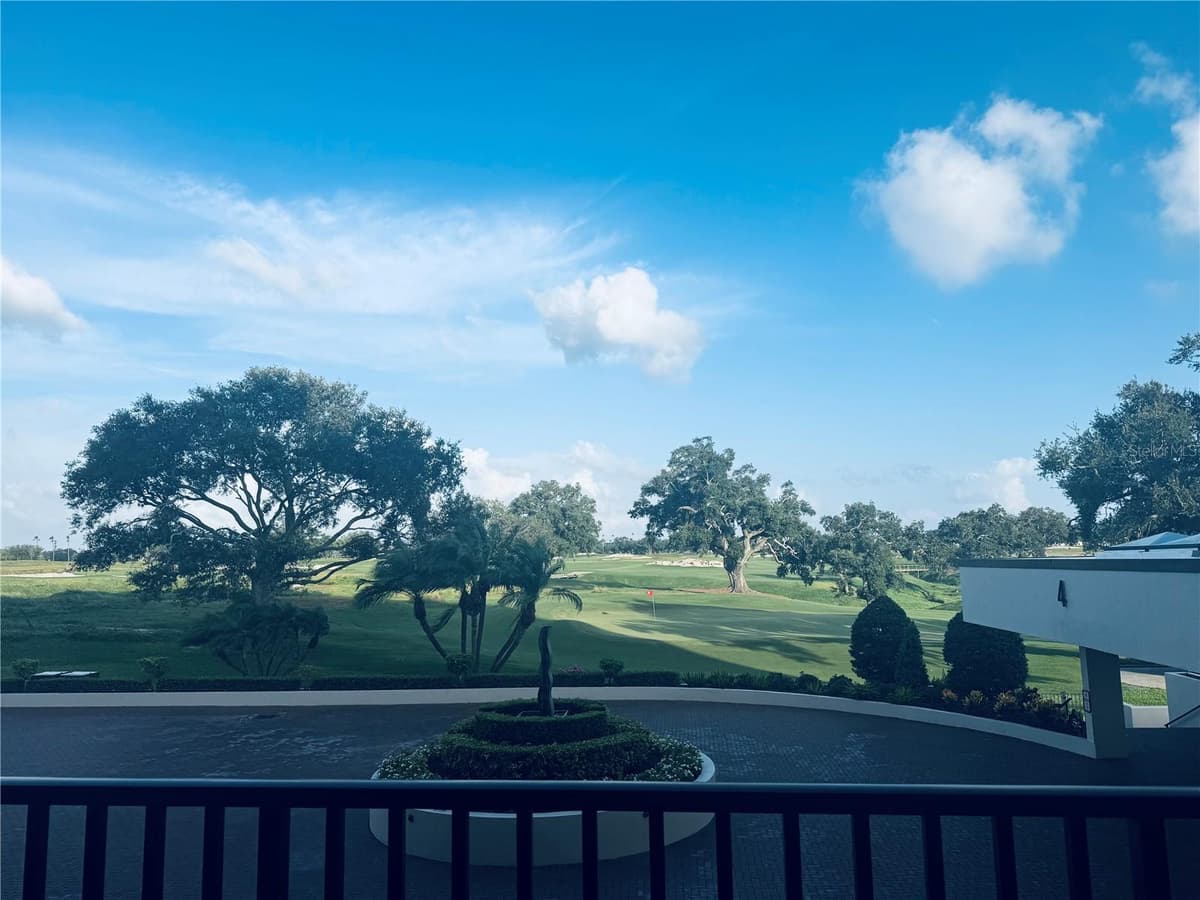 4 BELLEVIEW BOULEVARD — photo 39 of 40