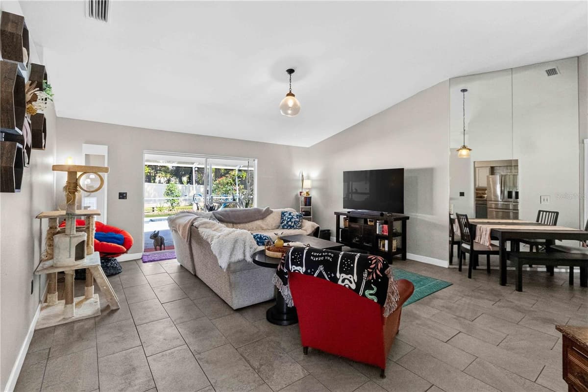 1703 LARABIE COURT — photo 5 of 44